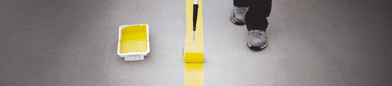 Покраска бетонного пола: выбор краски и технология