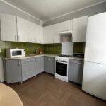 Аэрозольный акрил-уретановый лак для мебели и кухонных фасадов Malare
