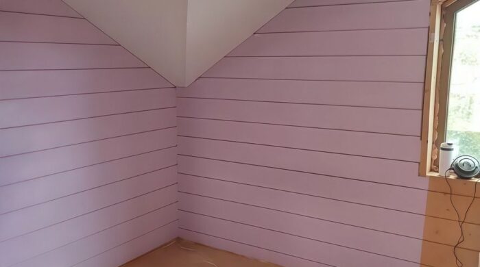 Как выбрать безопасную и долговечную краску для детской комнаты